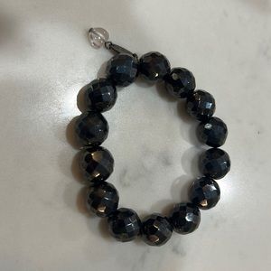 SABIKA stretchy bracelet from the volume 11 collection